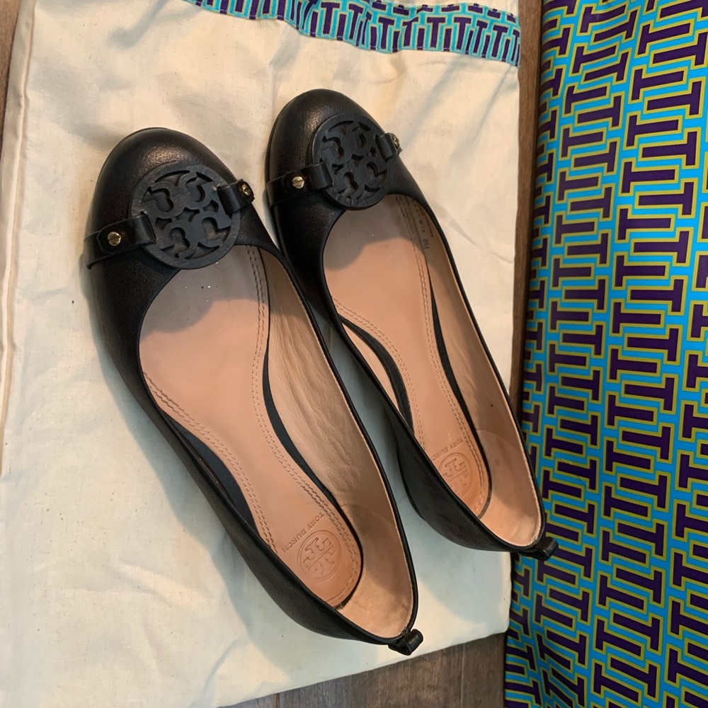 Tory Burch Mini Miller Leather Logo